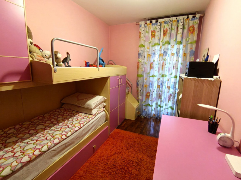 RIf. RCJ180
In località Roncajette di Ponte San Nicolò proponiamo in vendita un curato trilocale ...