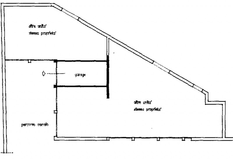 RIf. RCJ180
In località Roncajette di Ponte San Nicolò proponiamo in vendita un curato trilocale ...