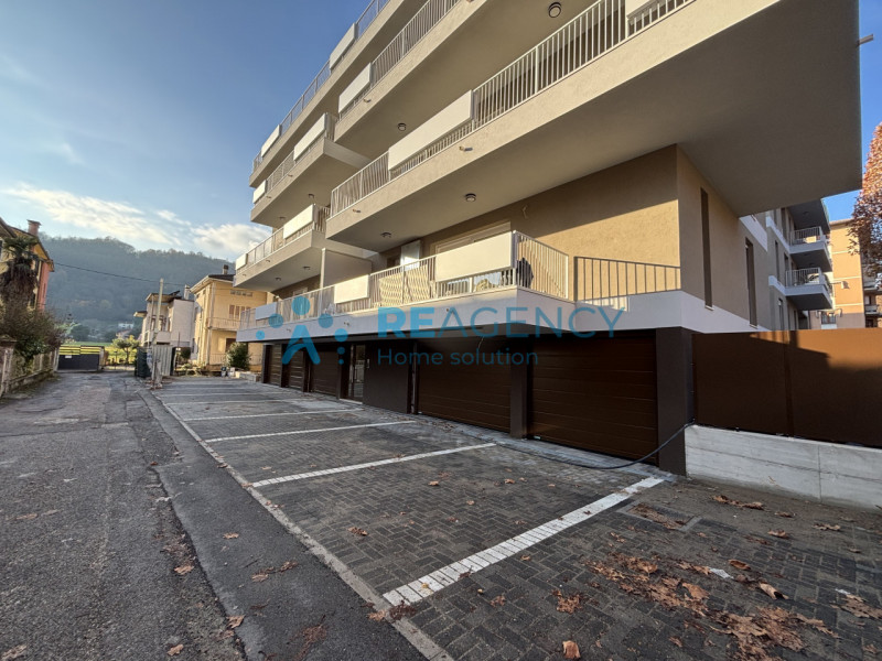 STAI CERCANDO UNA SOLUZIONE NUOVA IN CLASSE ENERGETICA A4, COMODA AL CENTRO DI VALDAGNO?

Residen...