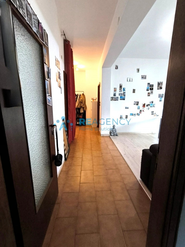 Scopri questo incantevole appartamento quadrilocale situato nel ricercatissimo quartiere di Sant'...