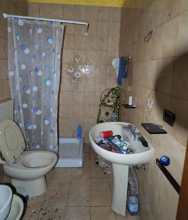 Rif. A.A.89-24

Vendita all'asta - casa a schiera di testa su 2 livelli in data 28 gennaio 2026

...