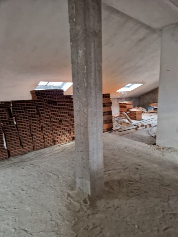 VICENZA: Viale Trento, immediate vicinanze del centro storico

Siamo a proporre magazzino/deposit...