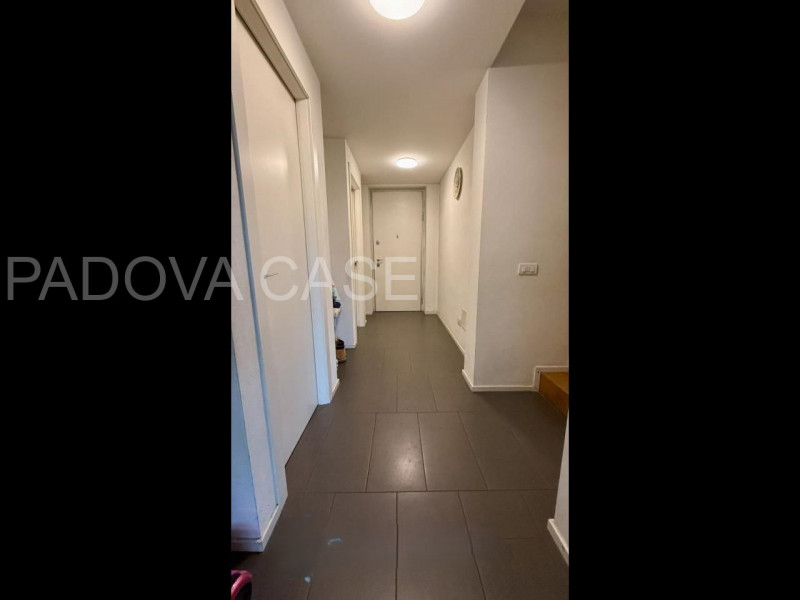 CHIESANUOVA – Elegante porzione di casa a schiera in classe B, contesto signorile e riservato

In...