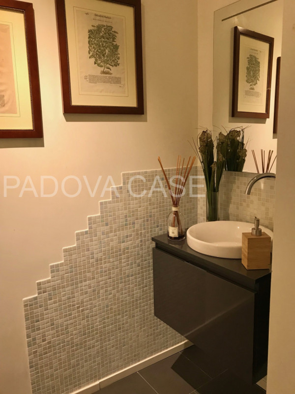 CHIESANUOVA – Elegante porzione di casa a schiera in classe B, contesto signorile e riservato

In...