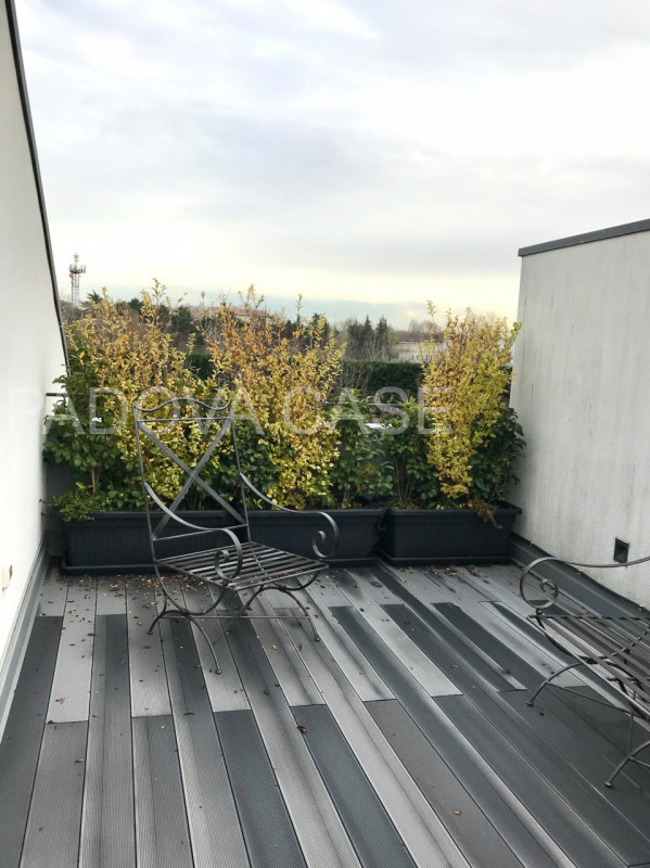 CHIESANUOVA – Elegante porzione di casa a schiera in classe B, contesto signorile e riservato

In...