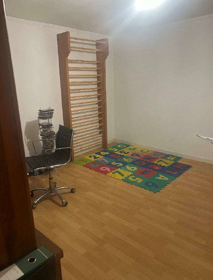 Rif. A.A.291-232

Vendita all'asta - abitazione unifamiliare su 3 livelli in data 29 gennaio 2026...