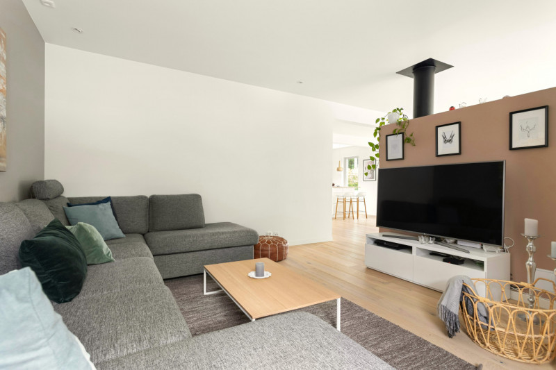 Albignasego, San Giacomo

Nuova porzione di bifamiliare con scoperto privato

Disposizione su due...