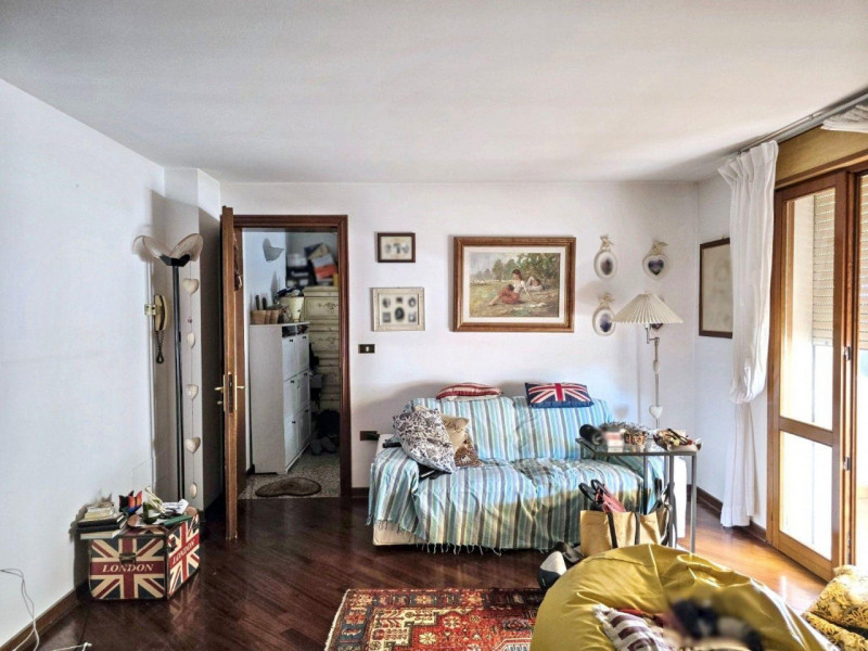 Quest’immobile viene venduto tramite asta online.

Porzione di bifamiliare, sita in Abano Terme (...