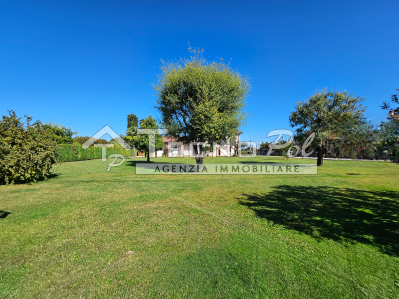 CAMPODARSEGO - Le esclusive Tecnopol di prestigio....proponiamo splendida villa singola su lotto ...