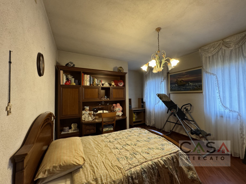 A Gaiarine, in Via Salvatoizza, proponiamo in vendita una splendida porzione di villa bifamiliare...