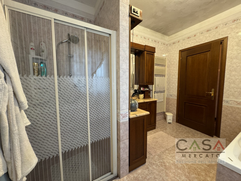 A Gaiarine, in Via Salvatoizza, proponiamo in vendita una splendida porzione di villa bifamiliare...