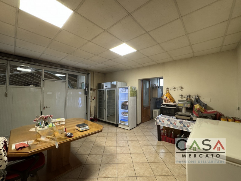 A Gaiarine, in Via Salvatoizza, proponiamo in vendita una splendida porzione di villa bifamiliare...