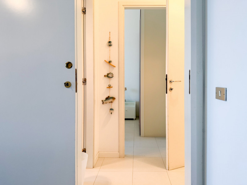 (Per INFO Giovanni 3888920530) NOSTRA ESCLUSIVA! Nel cuore pulsante di Lido di Jesolo, nella pres...