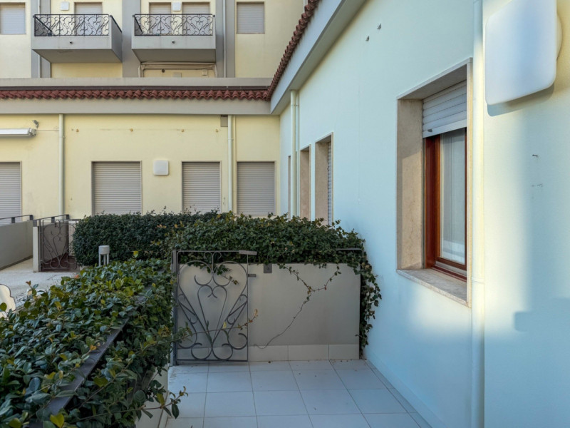 (Per INFO Giovanni 3888920530) NOSTRA ESCLUSIVA! Nel cuore pulsante di Lido di Jesolo, nella pres...