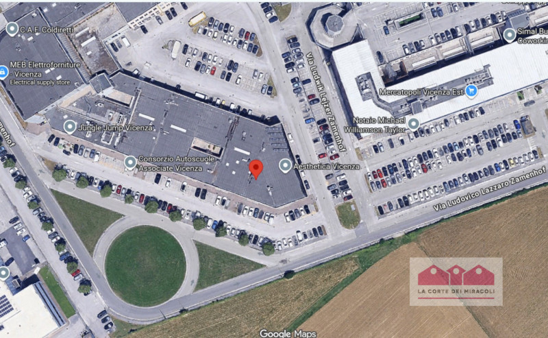 ZONA INDUSTRIALE EST: a Vicenza, nella richiestissima zona di VIA ZAMENHOF proponiamo in locazion...