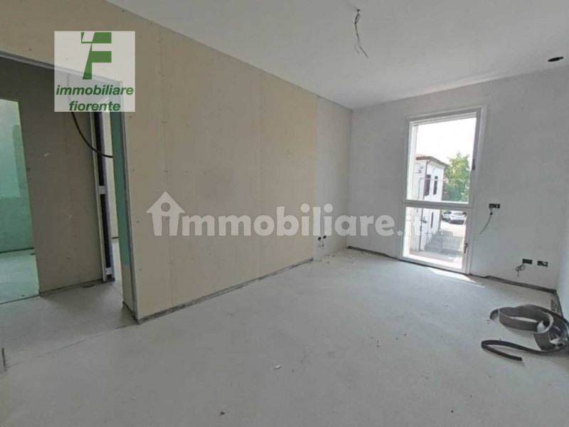 NUOVA SIGNORILE 1/2 BIFAMILIARE IN ZONA CENTRALE SU 2 LIVELLI DI MQ 251 TOTALI CON GIARDINO PRIVA...