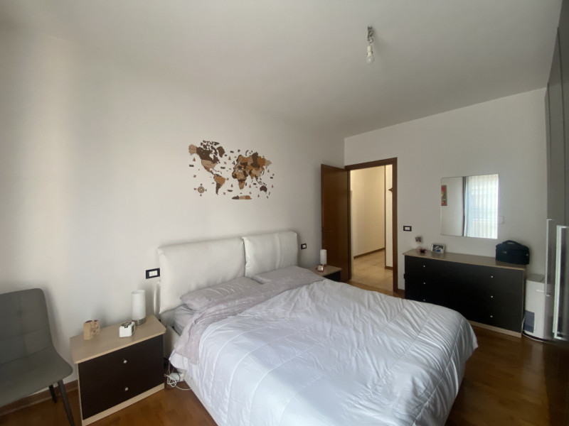 In vendita, nel cuore di Veggiano, proponiamo un affascinante appartamento trilocale al primo pia...