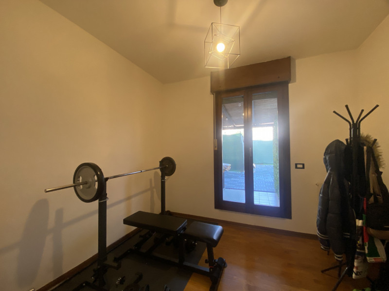 In vendita, nel cuore di Veggiano, proponiamo un affascinante appartamento trilocale al primo pia...