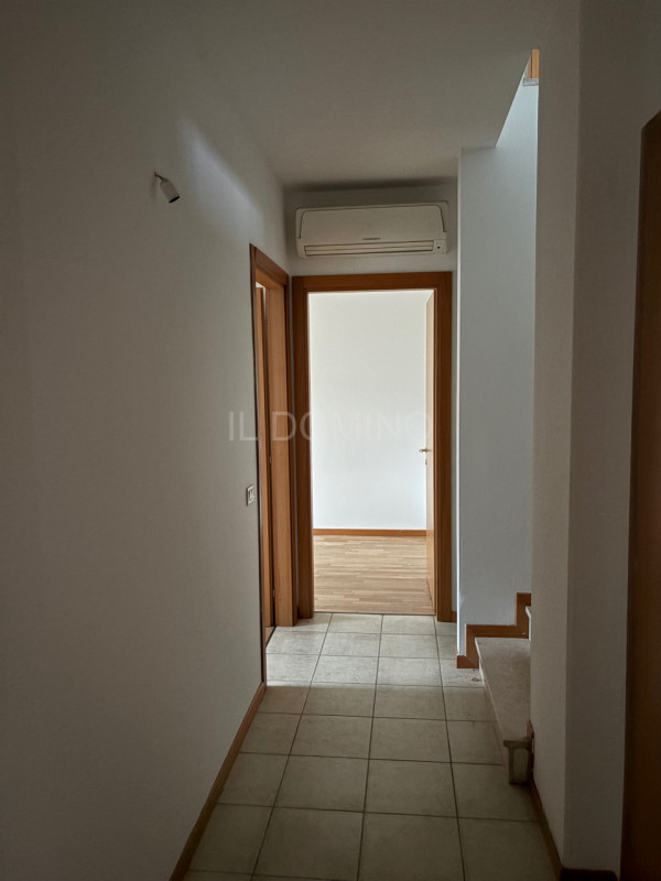 Libero da subito, ampio appartamento di recente costruzione in classe energetica A2, ubicato in z...