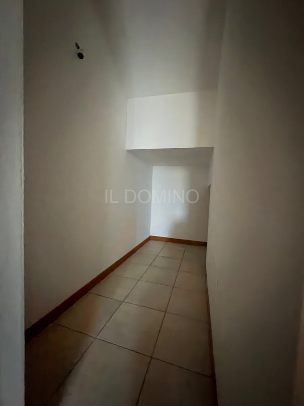 Libero da subito, ampio appartamento di recente costruzione in classe energetica A2, ubicato in z...