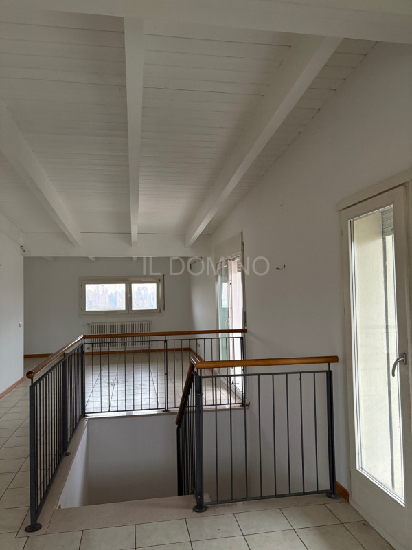 Libero da subito, ampio appartamento di recente costruzione in classe energetica A2, ubicato in z...