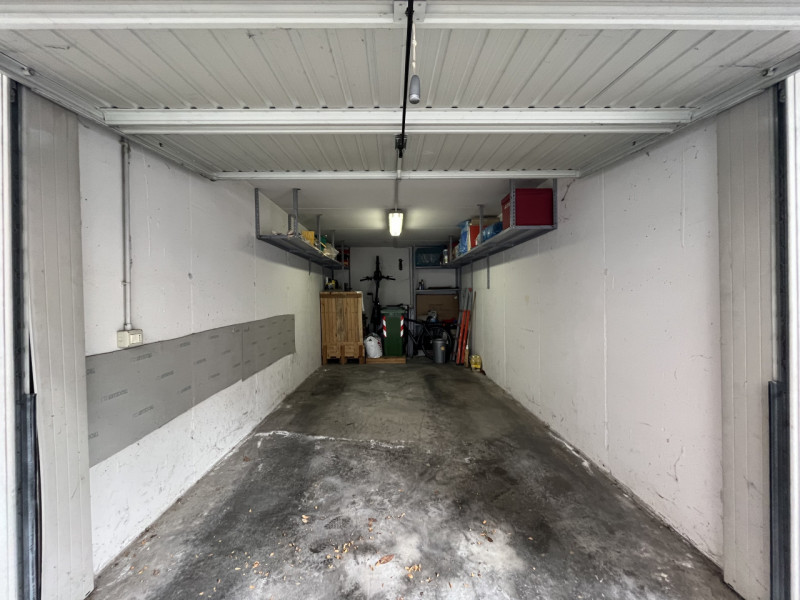 Scopri il tuo nuovo rifugio nel cuore di Creazzo! Questo splendido appartamento bicamere è dispon...