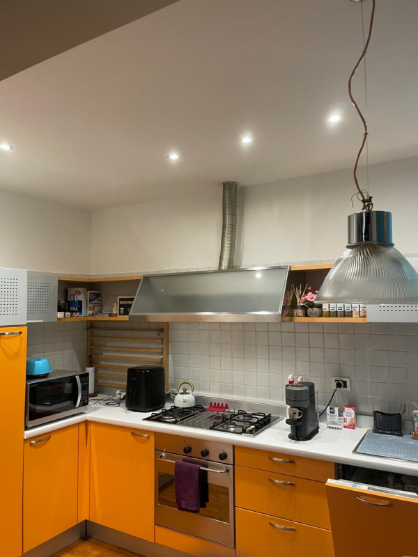 SAN DONO - Posizionato in centro paese, proponiamo elegante appartamento al secondo piano, dispon...