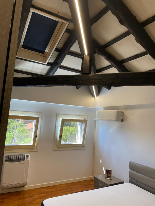 SAN DONO - Posizionato in centro paese, proponiamo elegante appartamento al secondo piano, dispon...