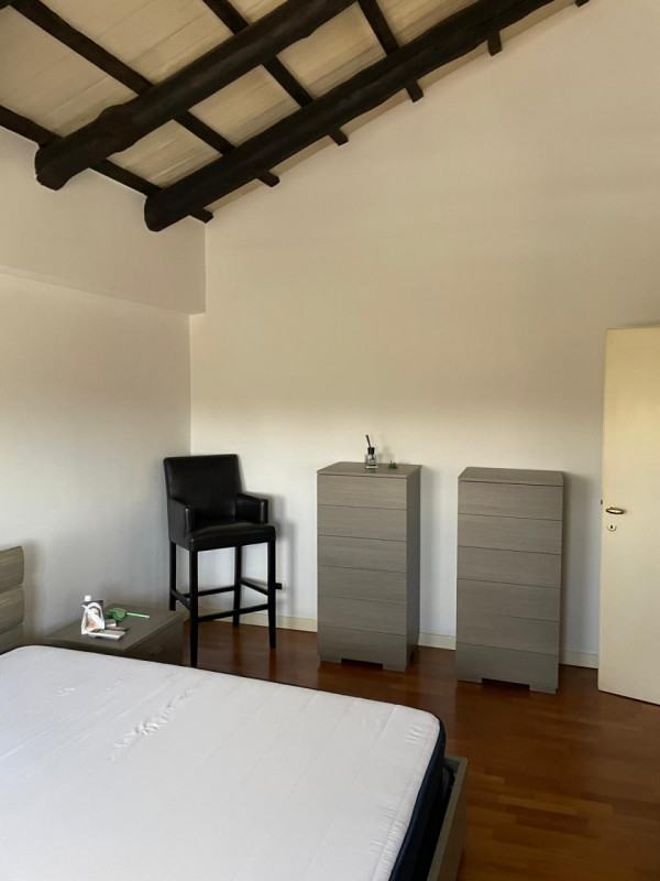 SAN DONO - Posizionato in centro paese, proponiamo elegante appartamento al secondo piano, dispon...