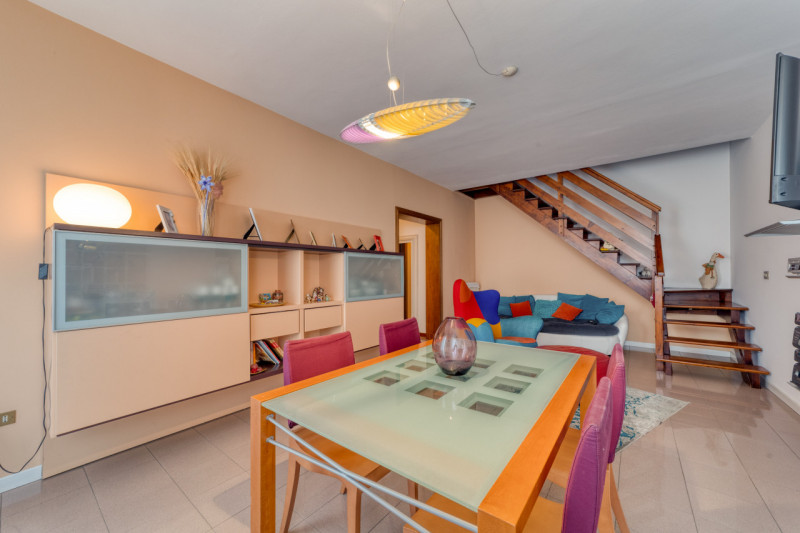 **Bifamiliare indipendente con ampio giardino a Sarmeola di Rubano – eleganza, spazi e tranquilli...