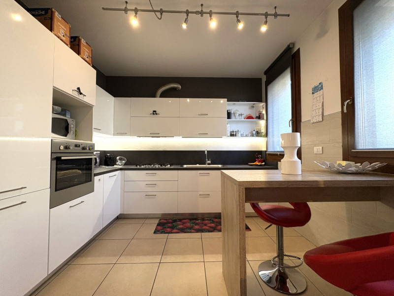 RIF:SD340 - Selvazzano Dentro - Tencarola, in zona residenziale tranquilla e recente, proponiamo ...