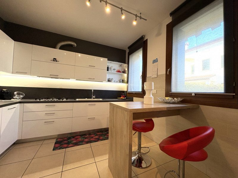 RIF:SD340 - Selvazzano Dentro - Tencarola, in zona residenziale tranquilla e recente, proponiamo ...