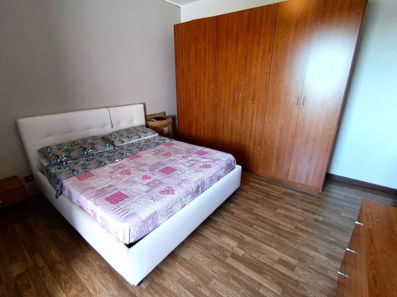 Rif. BRU234
Proponiamo in vendita una splendida porzione di bifamiliare con ingresso indipendente...