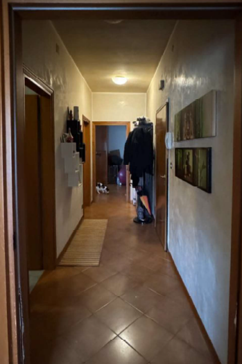 Rif. A.A.303-24

Vendita all'asta - appartamento al 3° piano con garage in data 28 gennaio 2026

...