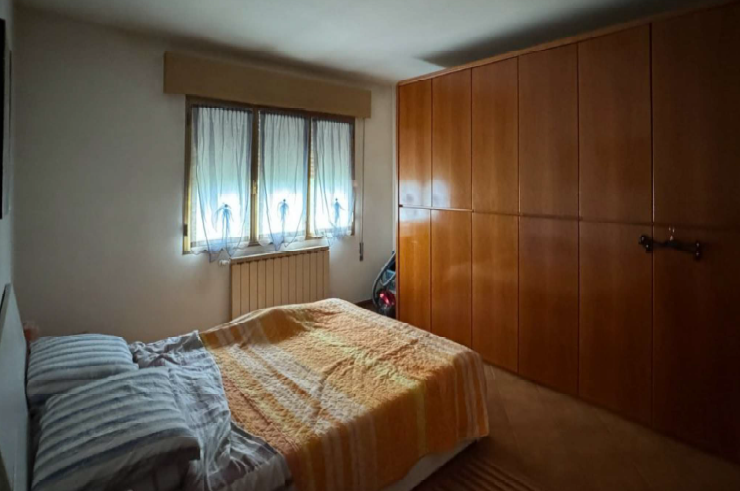 Rif. A.A.303-24

Vendita all'asta - appartamento al 3° piano con garage in data 28 gennaio 2026

...