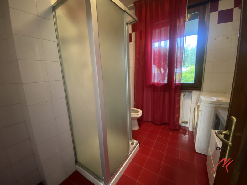 In porzione di bifamiliare proponiamo stanze singole in affitto per studenti o lavoratori, di amp...