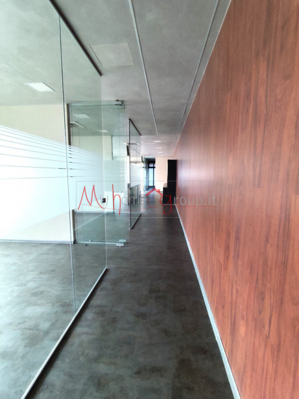 PONTE SAN NICOLO&#39; (RIF: NEG1748-R) Situato nel cuore di Ponte San Nicolò, proponiamo in vendita u...