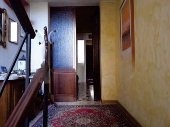 Rif. A.A.441-232

Vendita all'asta - Negozio e appartamenti in data 29 gennaio 2026

Descrizione ...