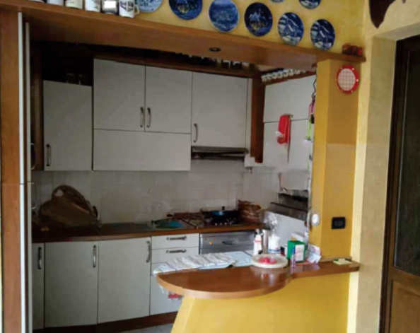 Rif. A.A.441-232

Vendita all'asta - Negozio e appartamenti in data 29 gennaio 2026

Descrizione ...