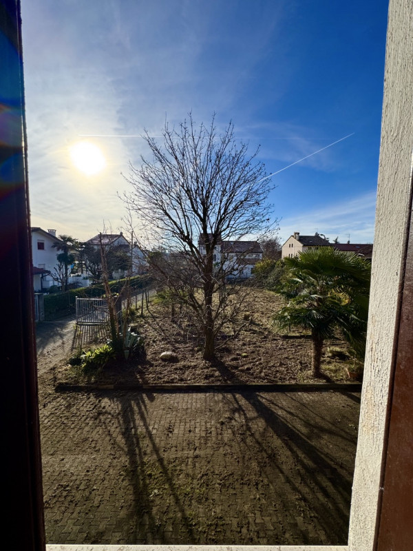 CASA INDIPENDENTE CON GIARDINO

Trattative riservate Immobiliare Unica Colceresa via Marconi 2 - ...