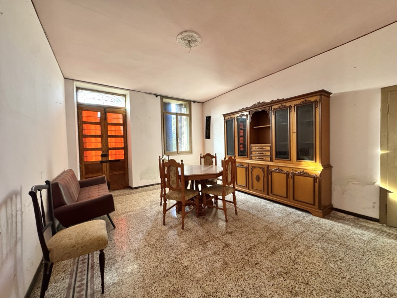 CASA INDIPENDENTE CON GIARDINO

Trattative riservate Immobiliare Unica Colceresa via Marconi 2 - ...