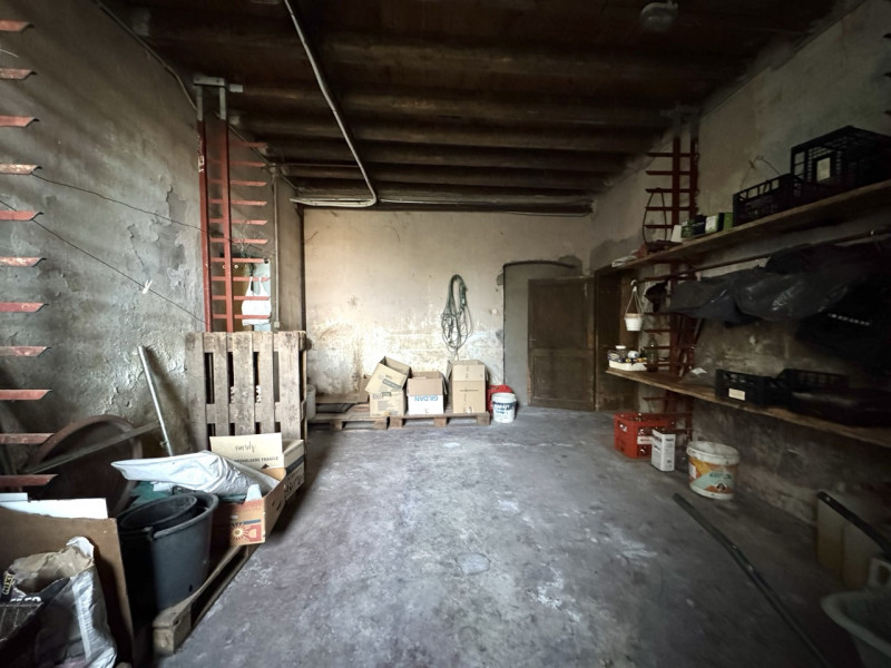 CASA INDIPENDENTE CON GIARDINO

Trattative riservate Immobiliare Unica Colceresa via Marconi 2 - ...