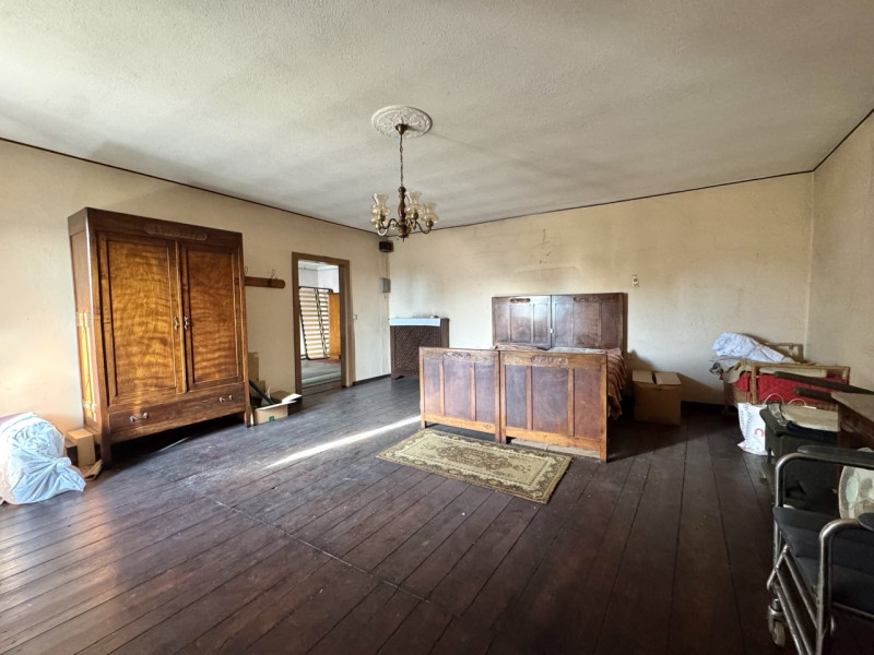 CASA INDIPENDENTE CON GIARDINO

Trattative riservate Immobiliare Unica Colceresa via Marconi 2 - ...