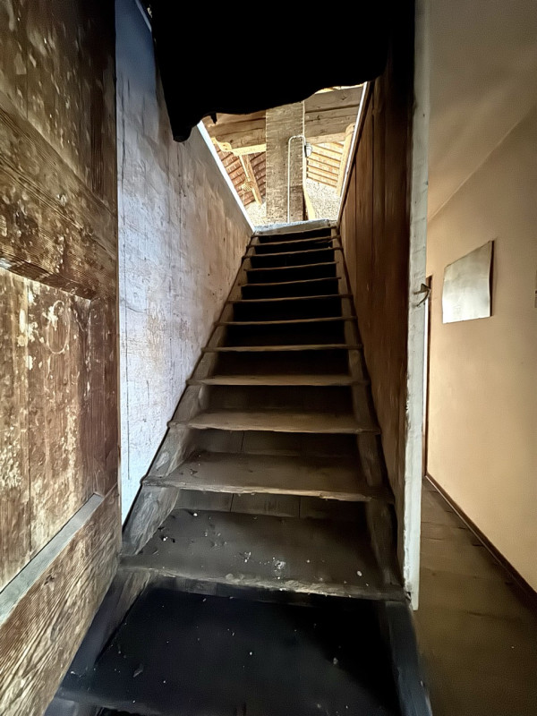 CASA INDIPENDENTE CON GIARDINO

Trattative riservate Immobiliare Unica Colceresa via Marconi 2 - ...