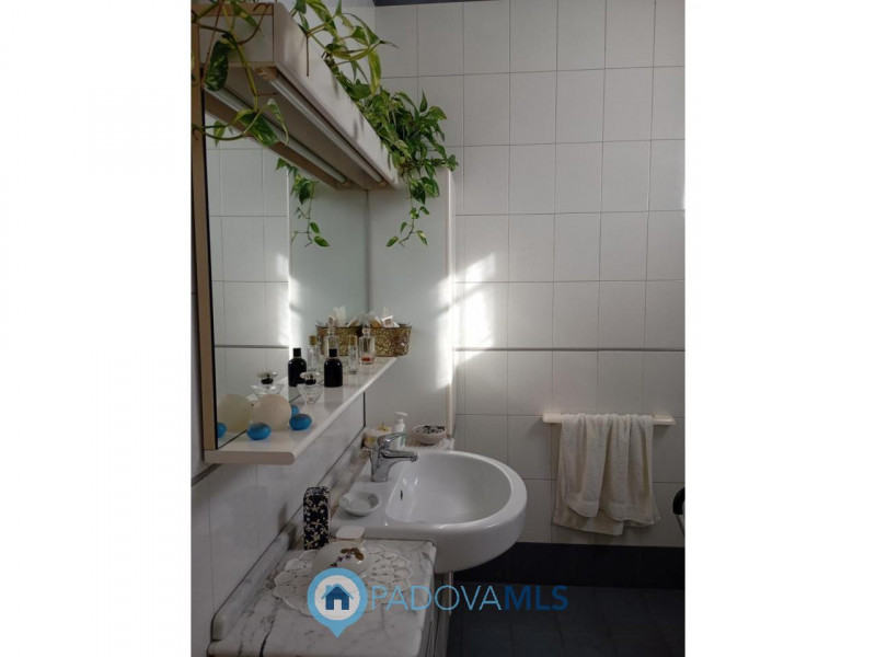 Immobile in esclusiva al Gruppo Padova MLS.
Scopri questa straordinaria opportunità di investimen...