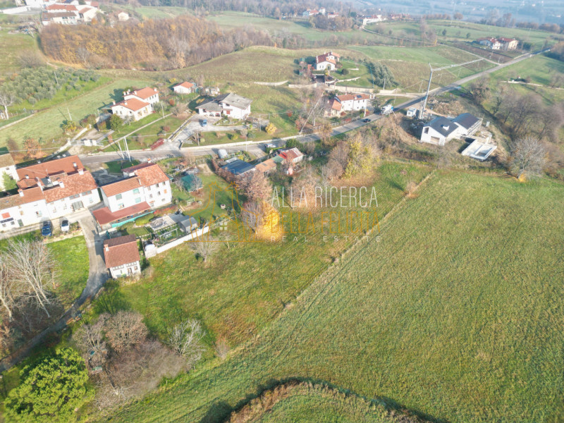 MONTE DI MALO: In zona collinare di nuova lottizzazione TERRENO EDIFICABILE residenziale ideale p...