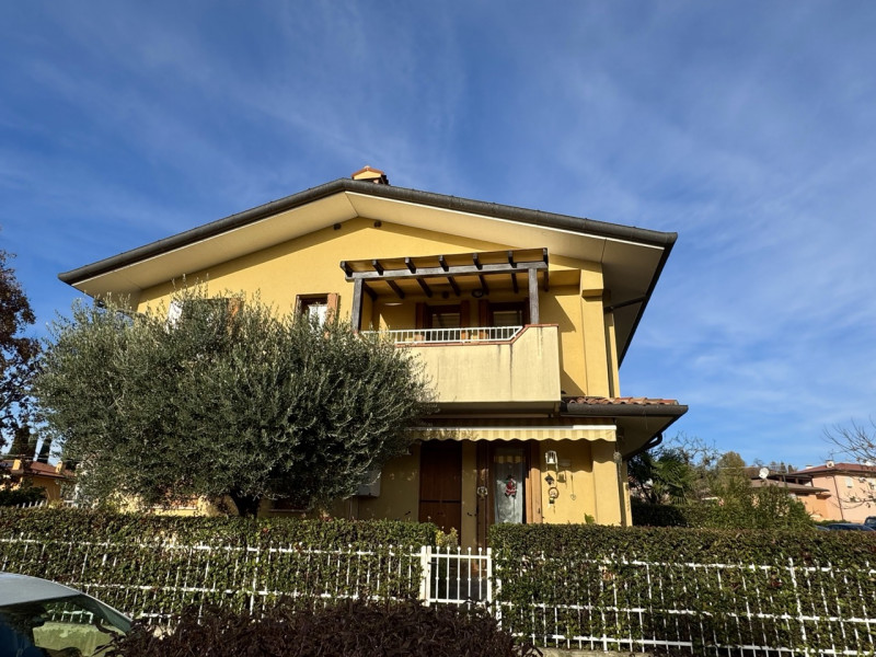 VISITE SOSPESE PER TRATTATIVE IN CORSO.


Colceresa - Appartamento bicamere -Trattative riservate...