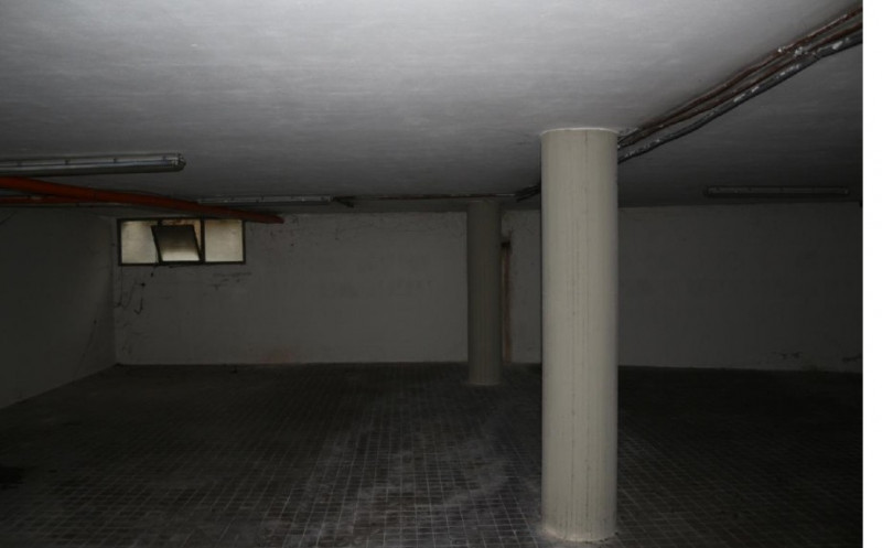 A.Q. 34

Vendesi all'asta negozio in data 21 gennaio 2026

Negozio al piano terra con ampio magaz...