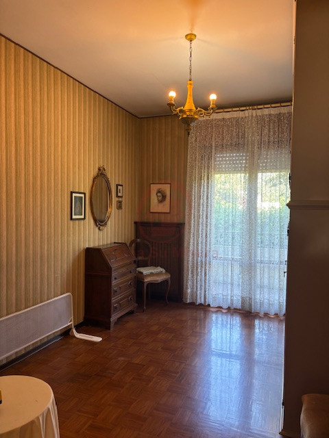 PADOVA, FORCELLINI RIF. A535: Casa Su Misura ha il piacere di proporvi spaziosissimo appartamento...