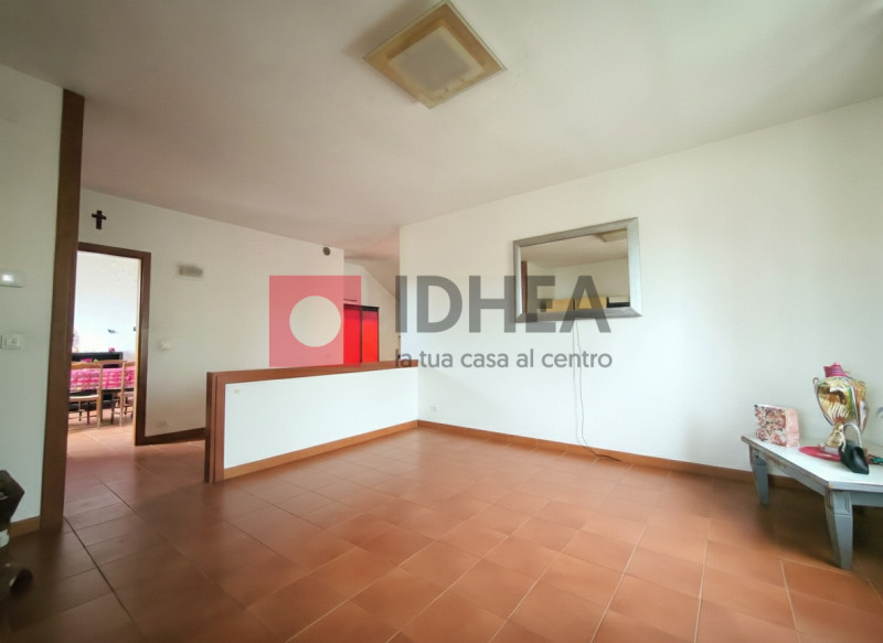 RONCADE
RIFERIMENTO "URA1"

A Roncade, in tranquilla zona residenziale immersa nel verde, ma a du...